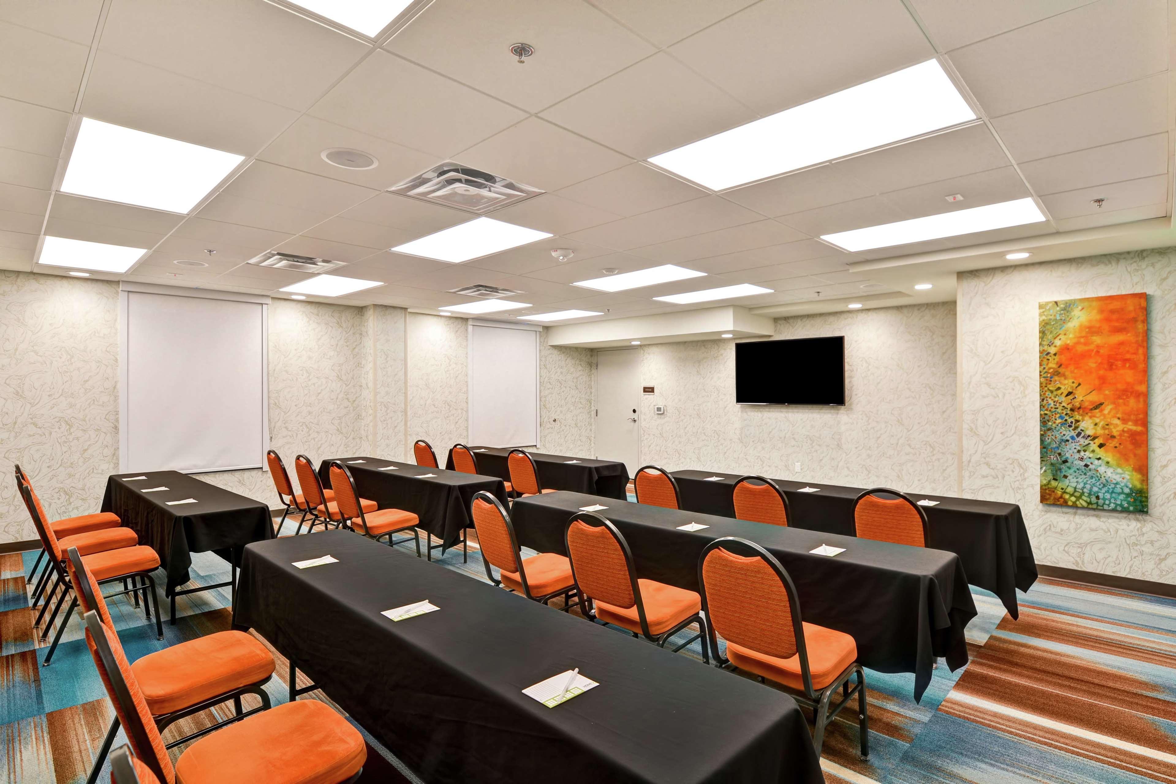 Home2 Suites By Hilton Las Vegas Strip South Exterior photo